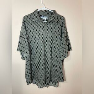 United "a break from tradition" men's short-sleeve button-up shirt